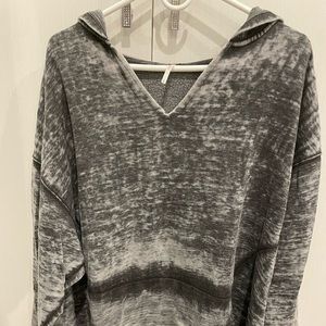 Ladies Free People Cozy Long Sleeve Gray Hoodie Sweatshirt Size XS